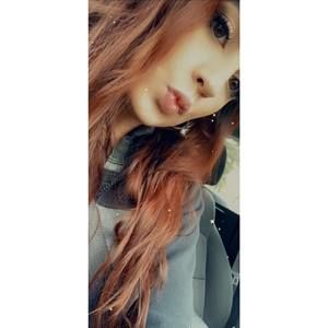 Meet your Posher, Alicia